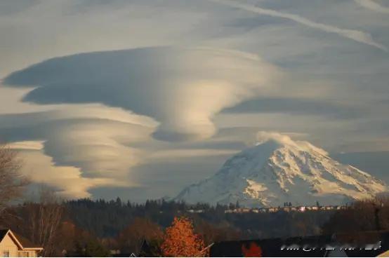 📍大理UFO事件大解析🔎
🛸大理UFO事件解析：古籍记载、网传视频、科学解