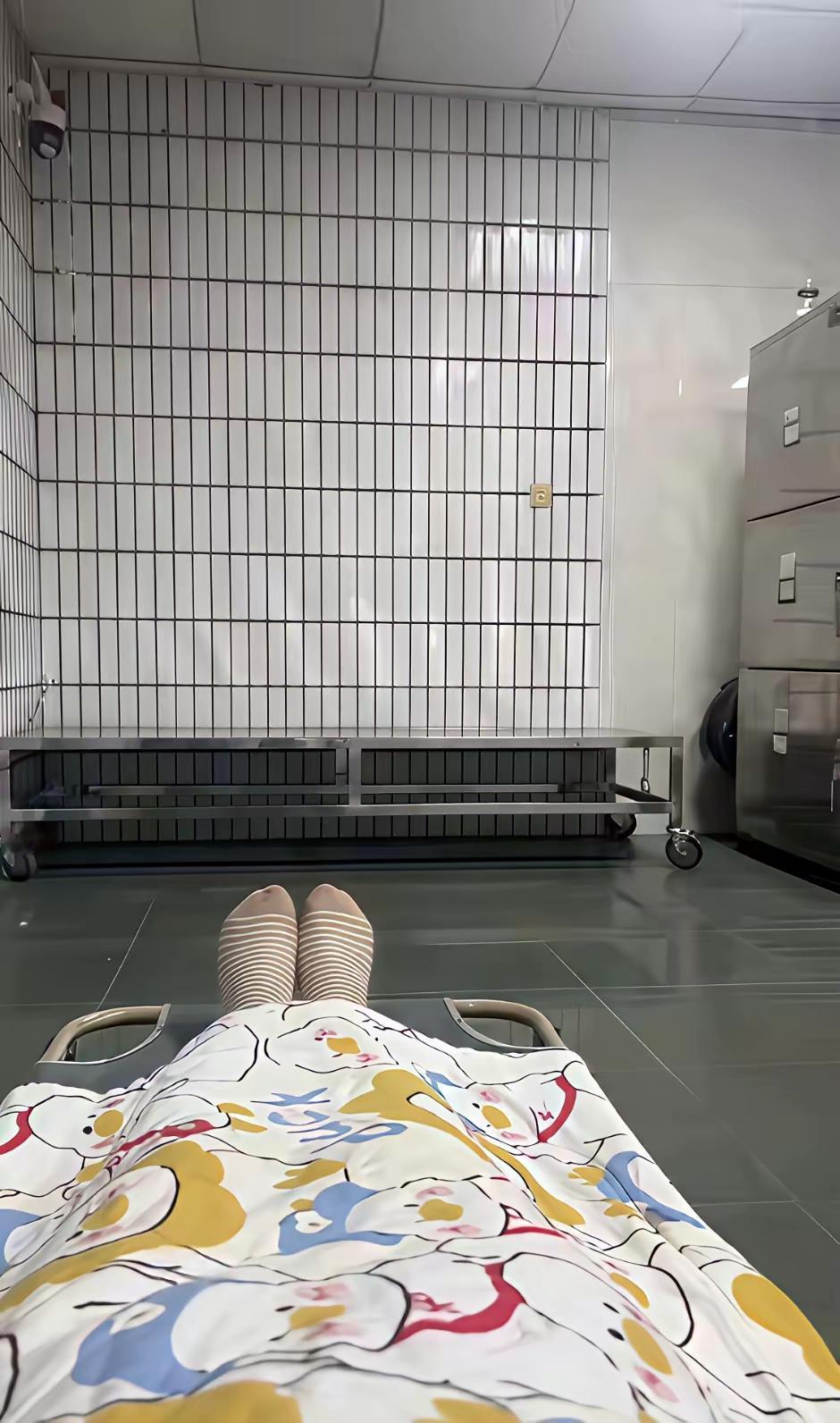 说实话，这样的工作，一晚给你1000，你敢做多久？