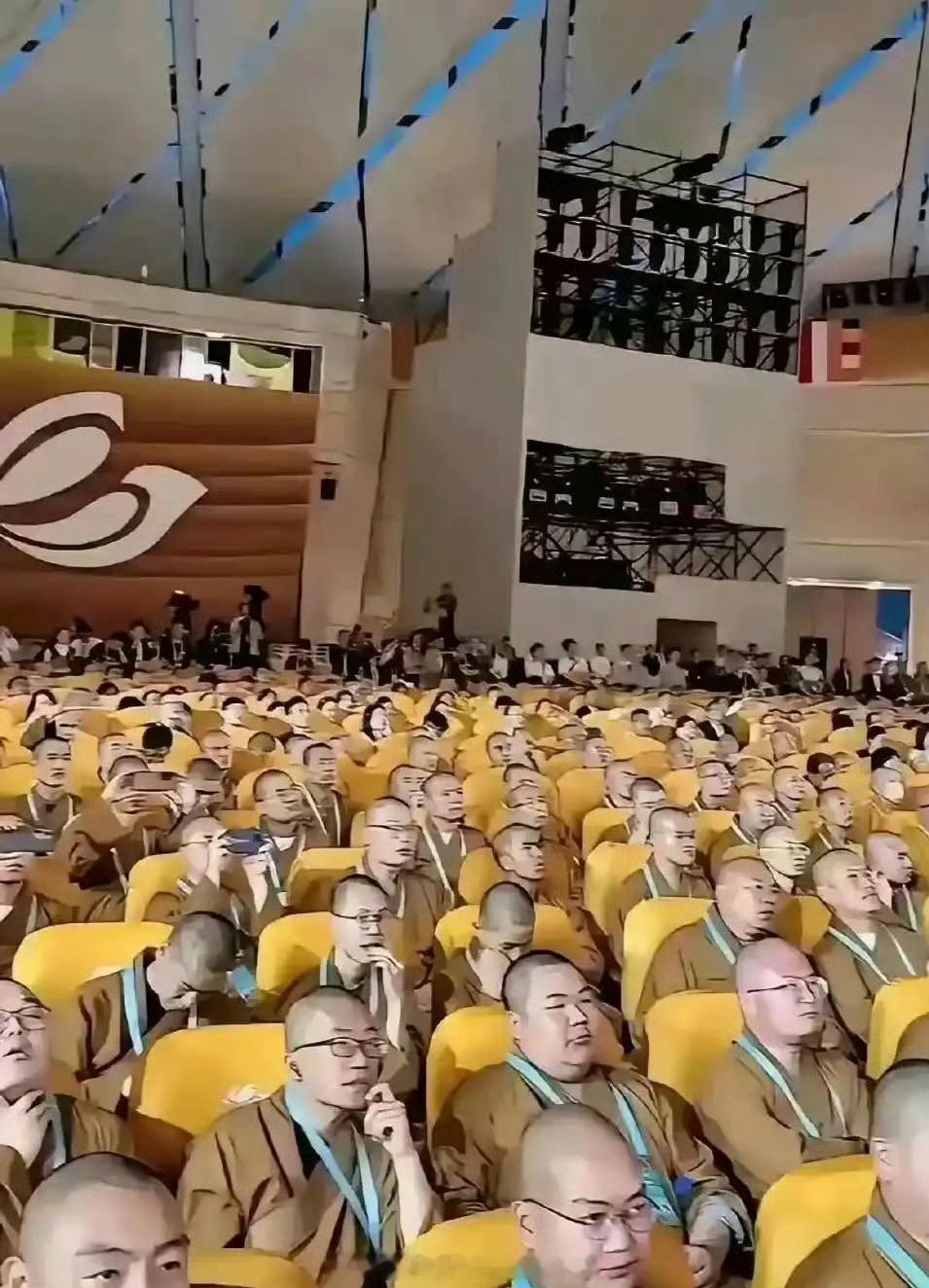 国家有难的时候，他们会在哪 