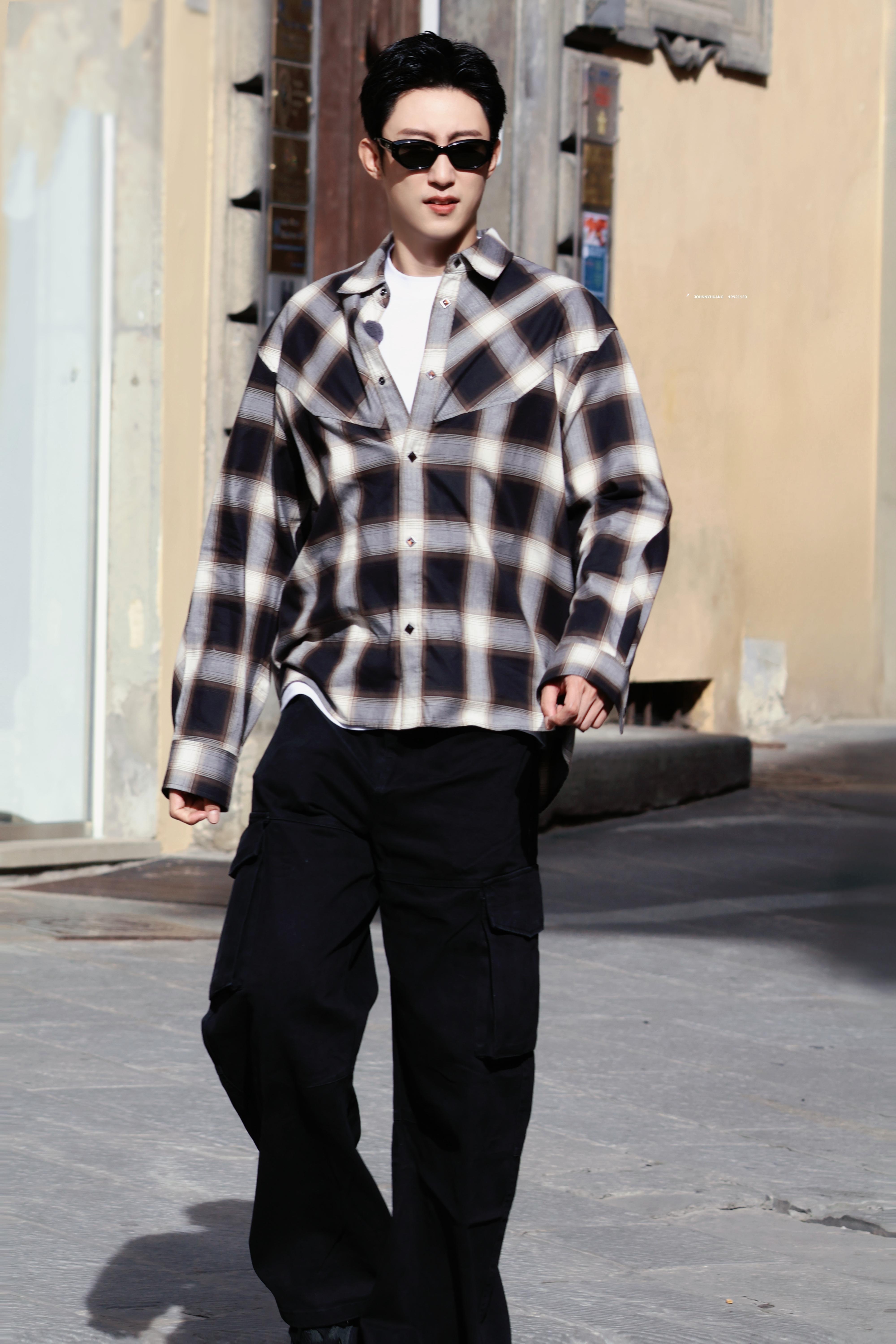 碎觉！出发团结束意大利的录制，今天要从罗马回国了，睡醒收图！美美等开播！ ​​​