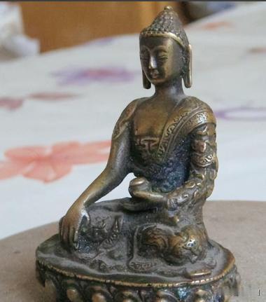 2019年，尼姑带着寺庙里的佛像上鉴宝节目，不料，专家鉴定后说该佛像是赝品，尼姑