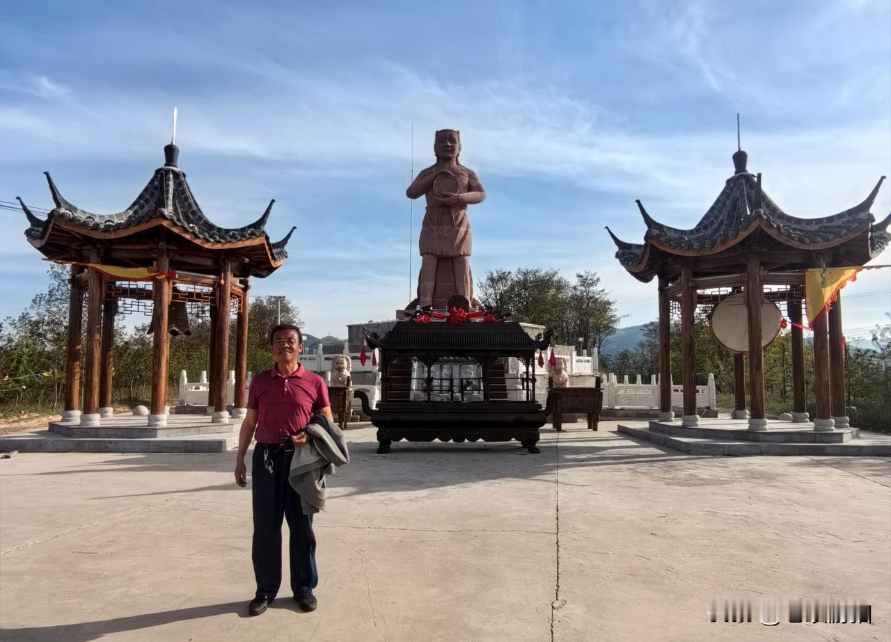 甘谷太昊山古风台伏羲圣像广场[祈祷][祈祷][祈祷]