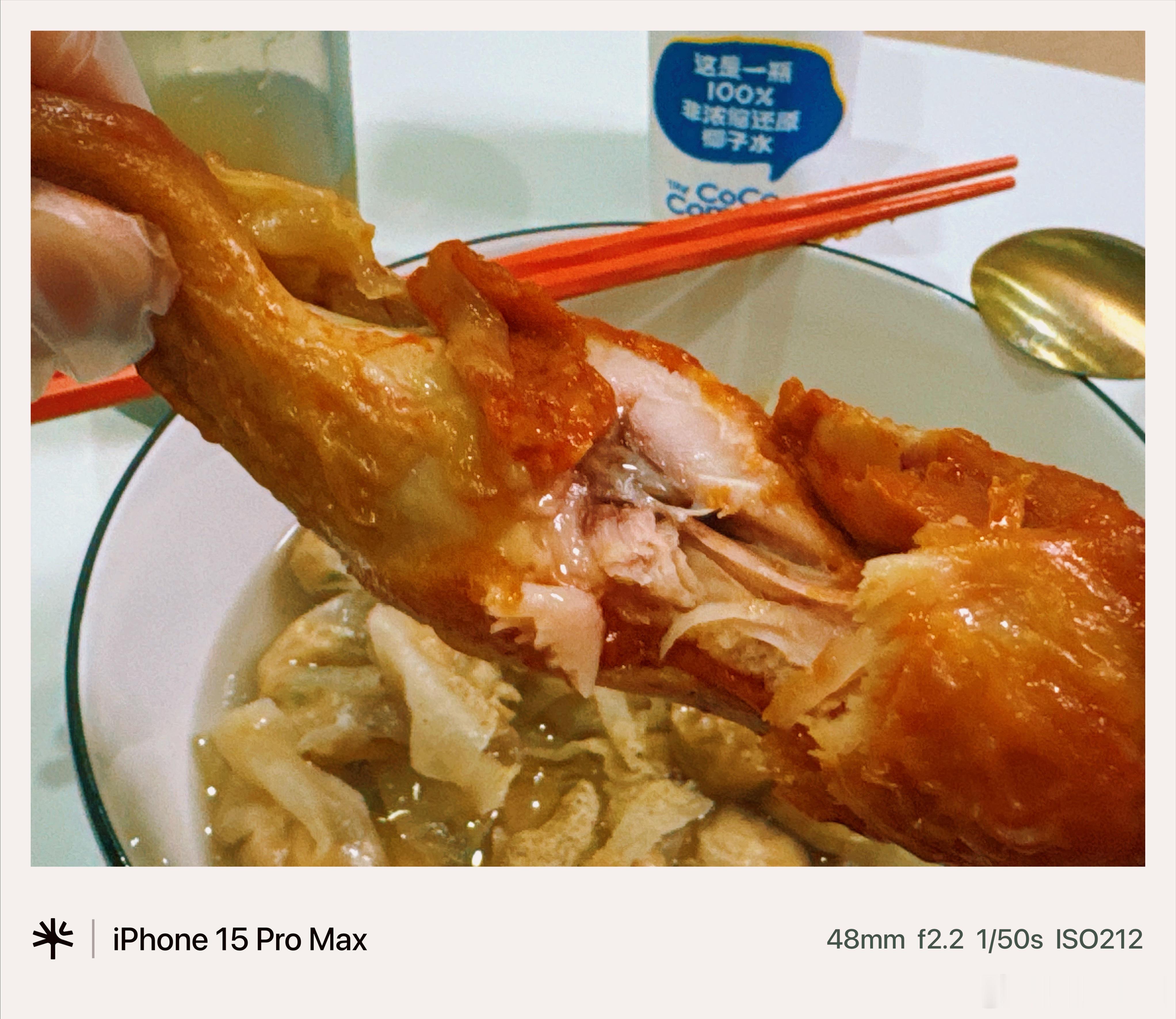泰山的一日一餐 泰山断食22.5小时后的“一日一餐”：3个现烤新奥尔良手枪腿+2