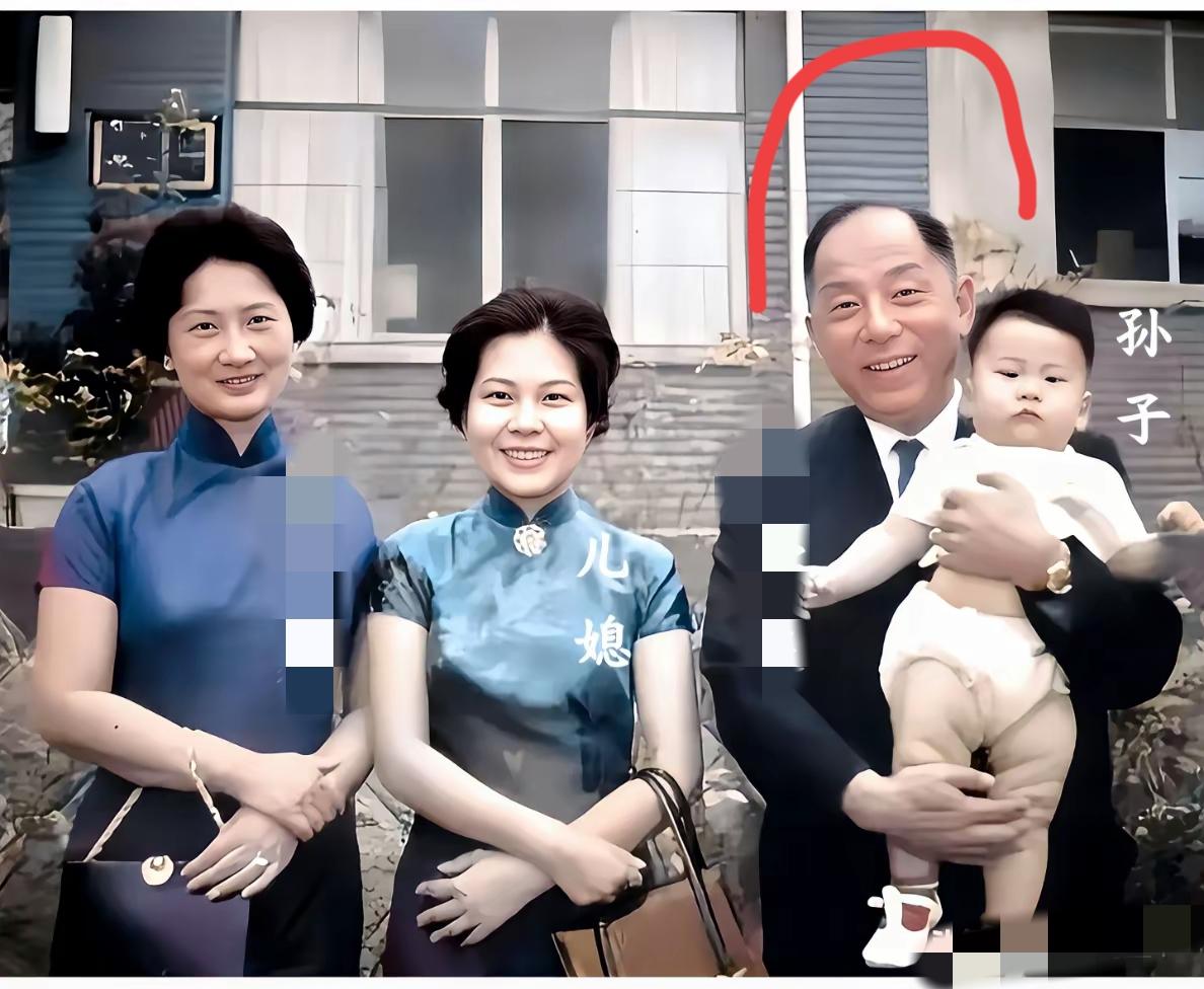 我敢说，能认出这一家子的，历史绝不会差。[赞]