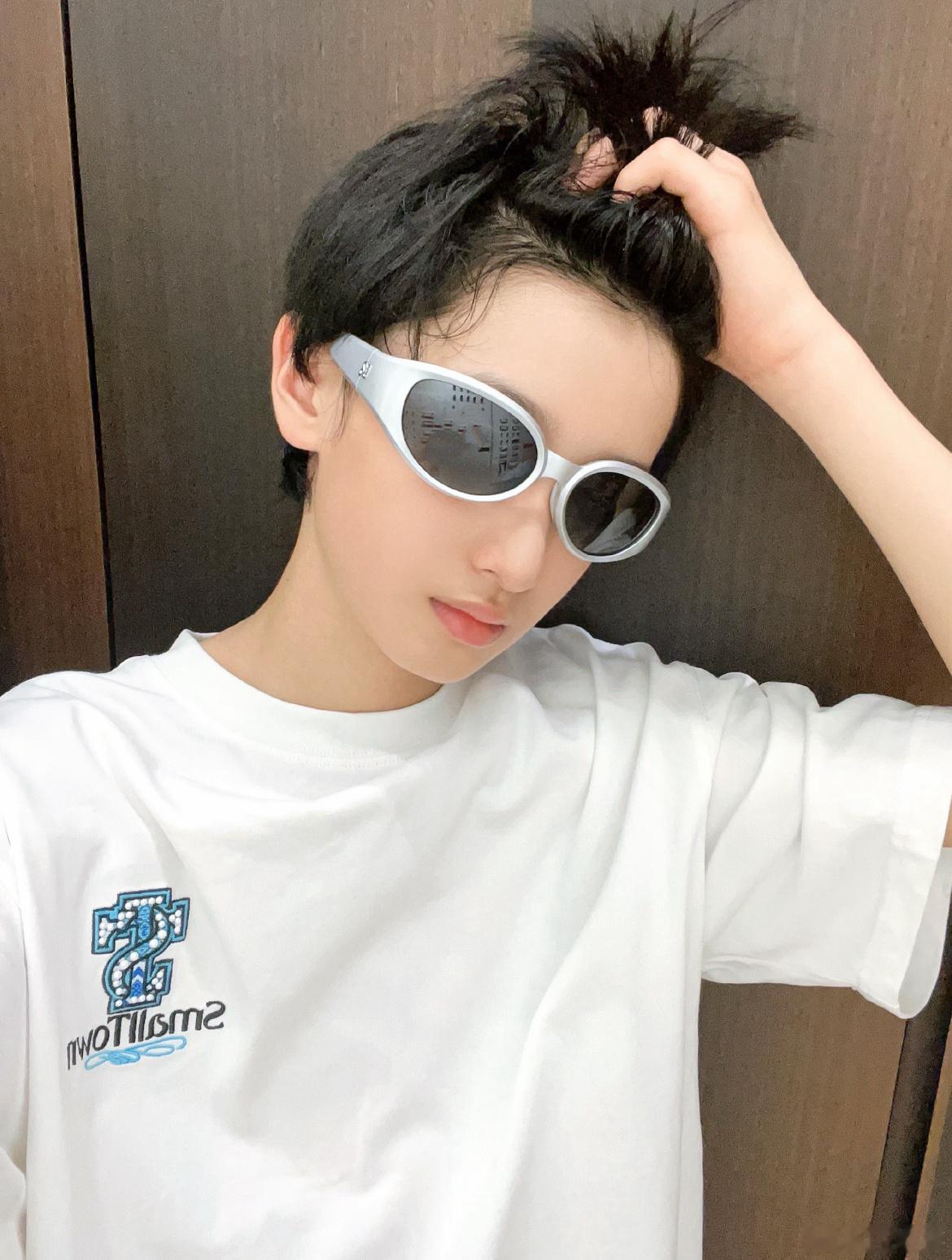 我对这个营业态度：燊哥你别这样行不   啊小b男宝宝