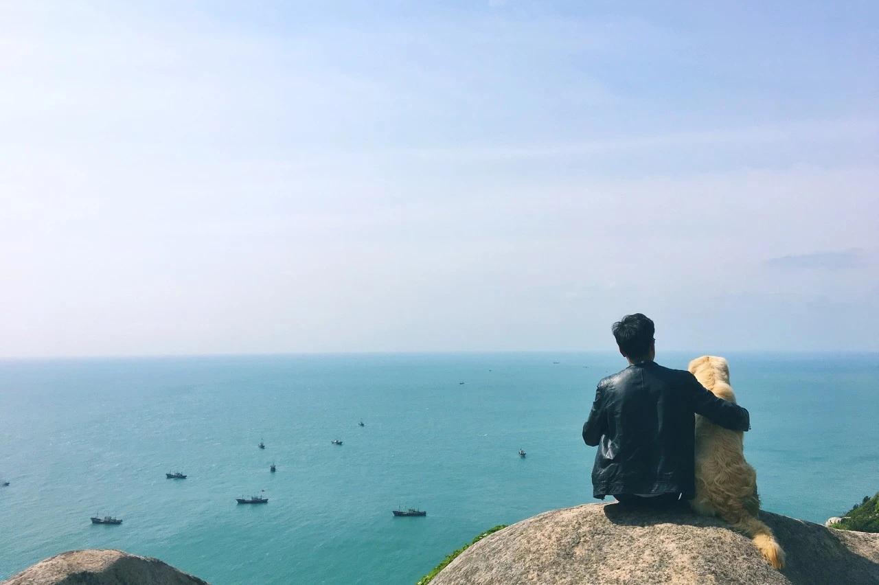 育儿真是一场充满挑战与惊喜的奇妙之旅。就拿我家孩子学走路来说，一开始他总是摇摇晃