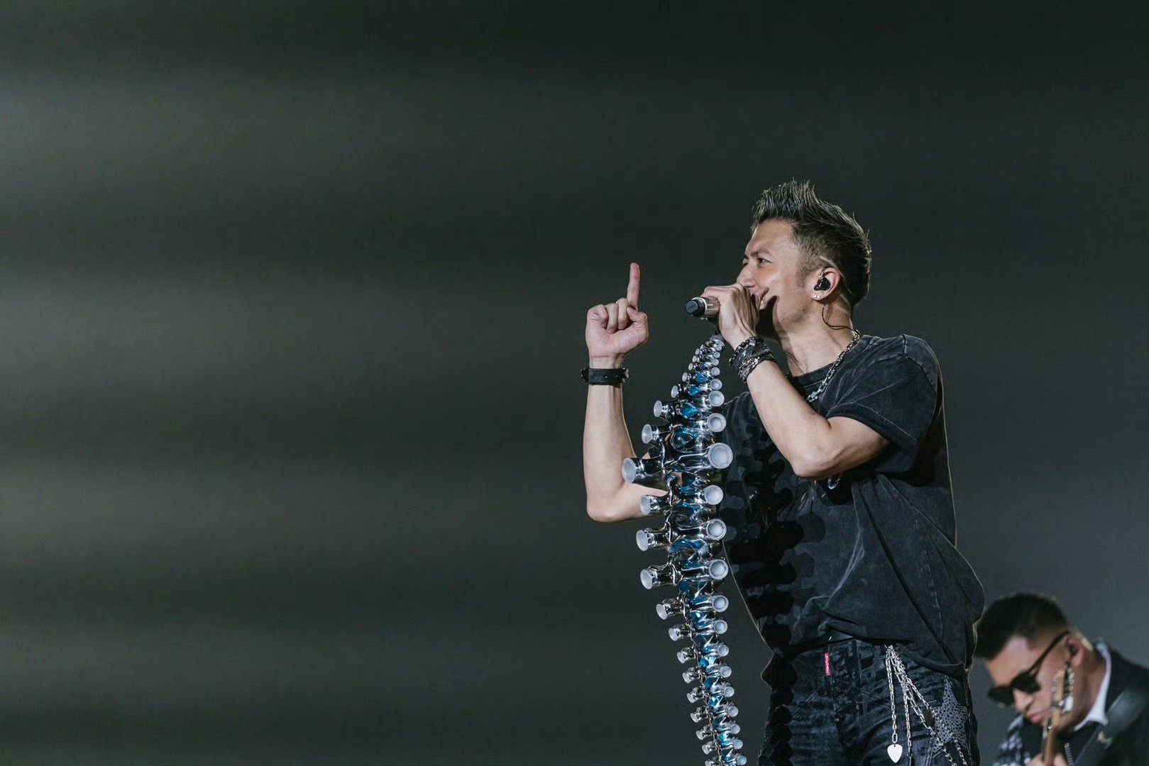 2026谢霆锋的巡演地图终于点亮成都了！我们一起去感受巡演的快乐吧 