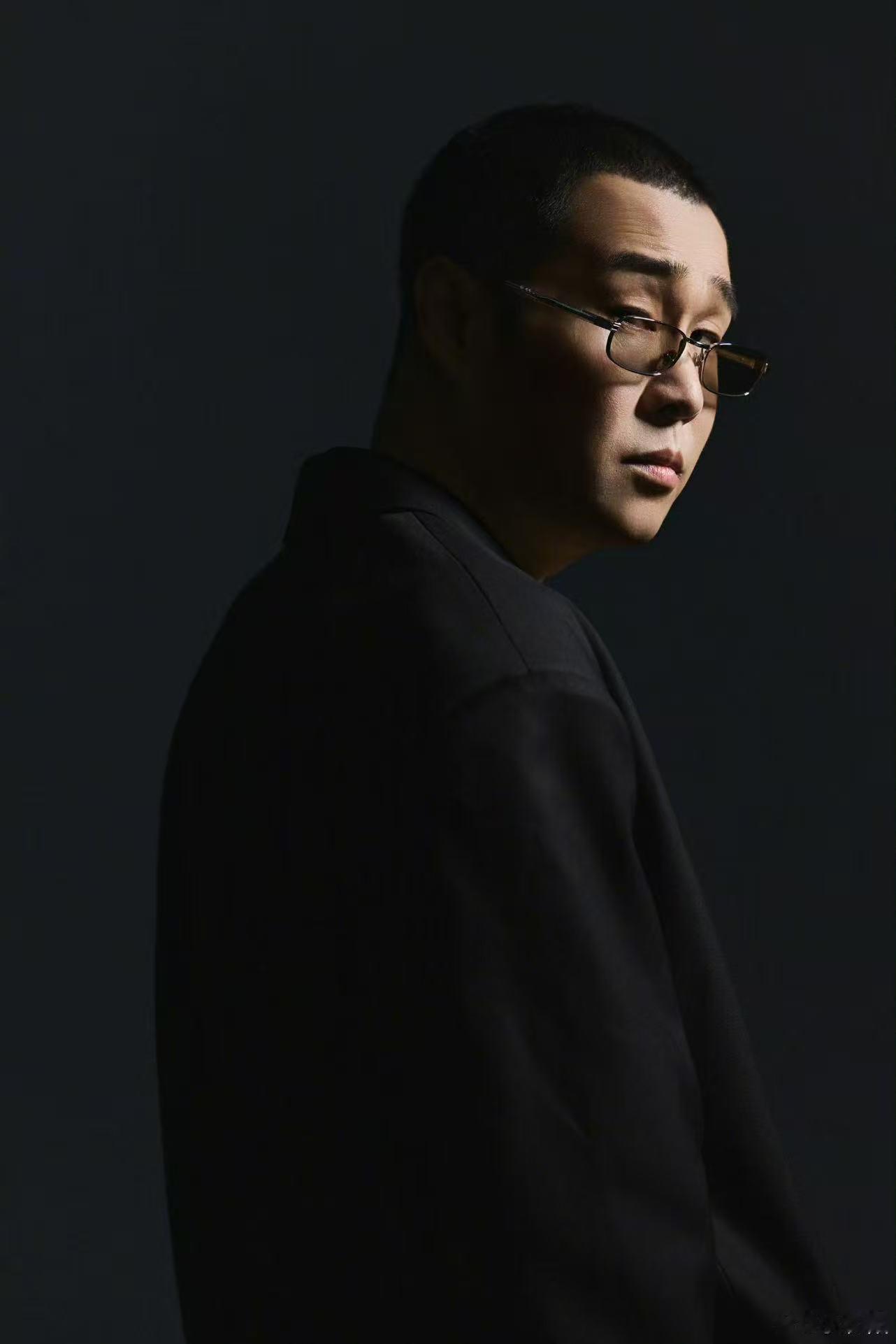小沈阳真的去披荆斩棘了 小沈阳说自己社恐、不会跳舞，但站上舞台的那一刻他就从来没