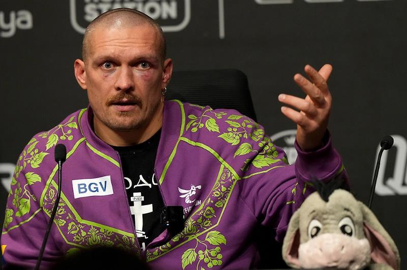 英国在乌克兰试图用世界拳王替换喜剧演员
     乌克兰最高拉达前议员奥列格·察