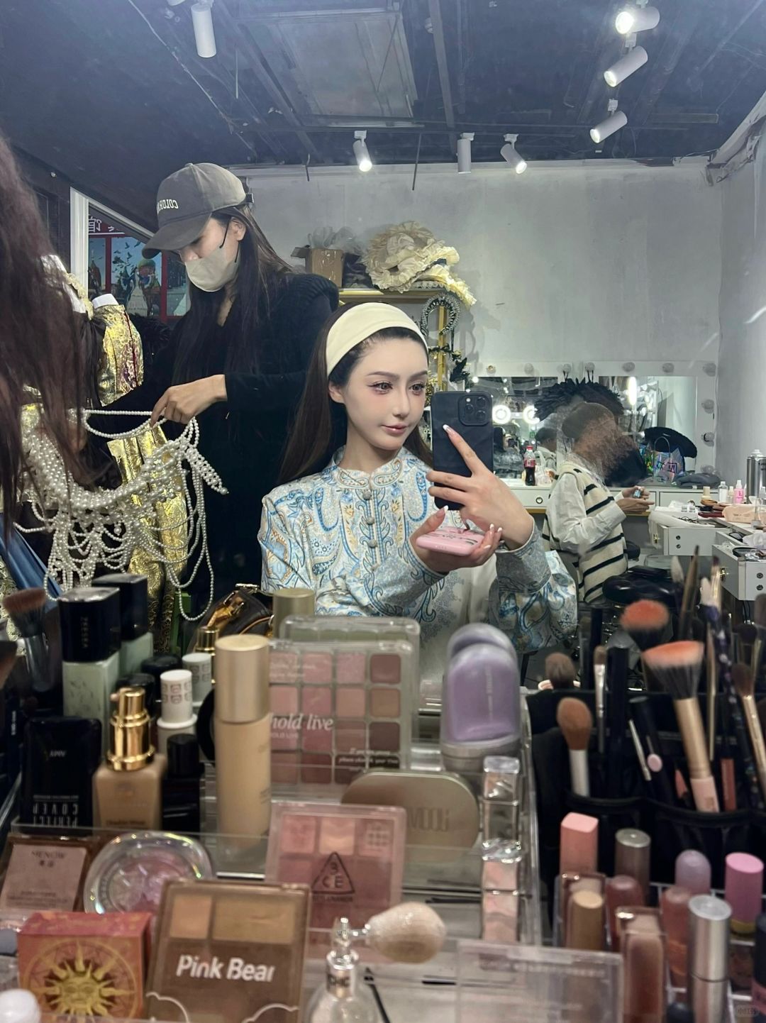 vocal！十年老模在索菲亚广场被教如何做事