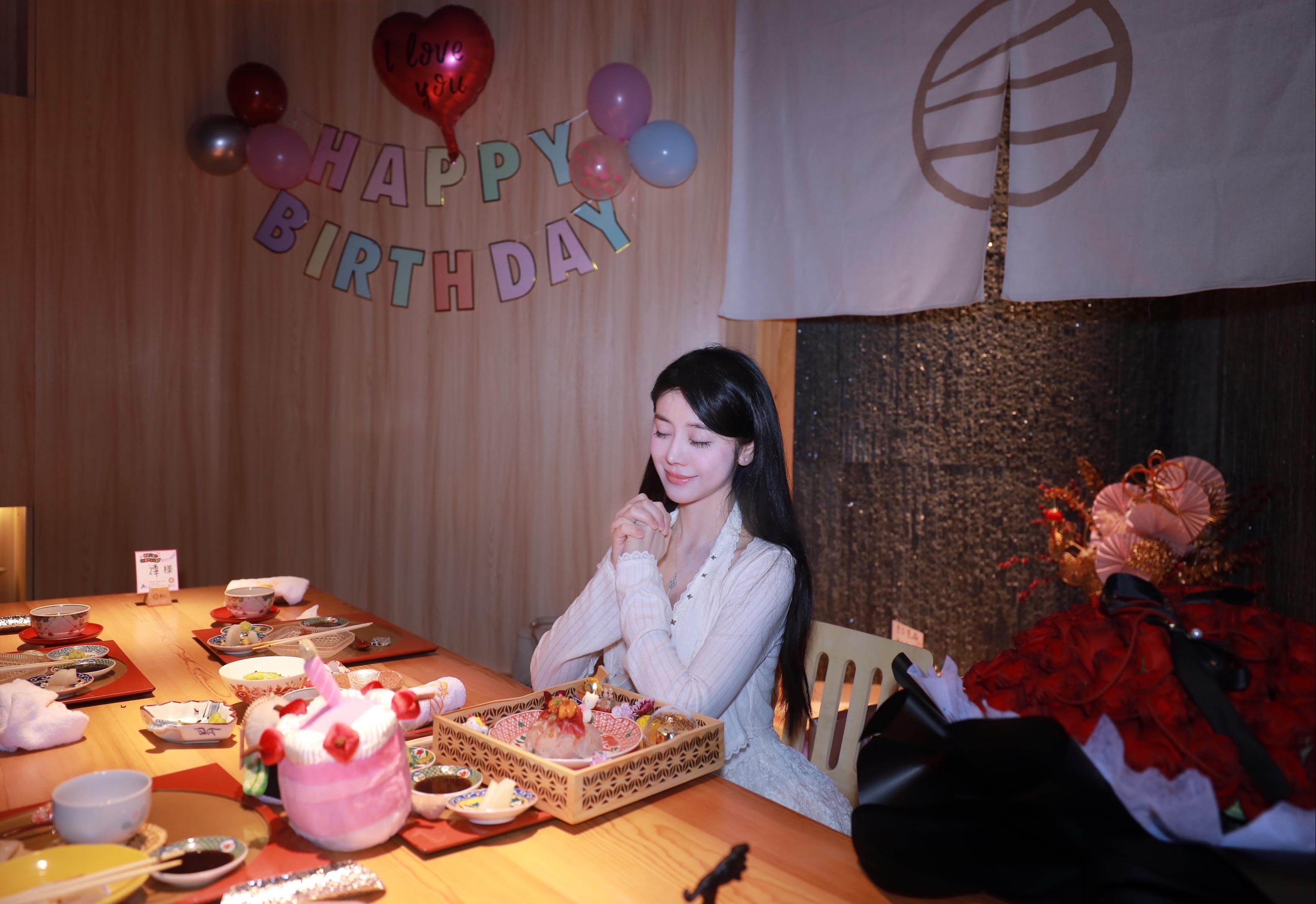 祝我生日快乐。感谢留下一句祝福～