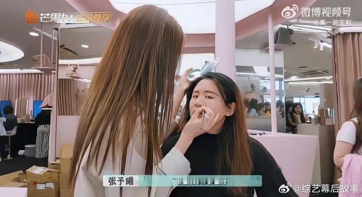 张予曦留住顾客对国货出海的祝福 仪式感拉满的闭店时刻！予曦店长的用心策划，让顾客