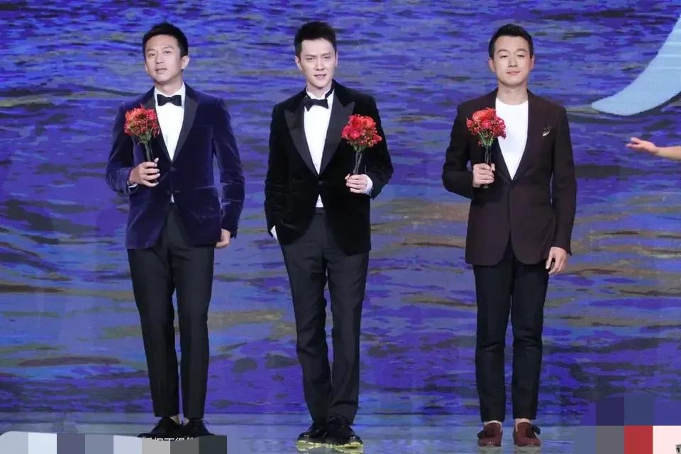 三个中年男人到底谁最帅?
佟大为:79年的，身高180
邓   超:79年的，身