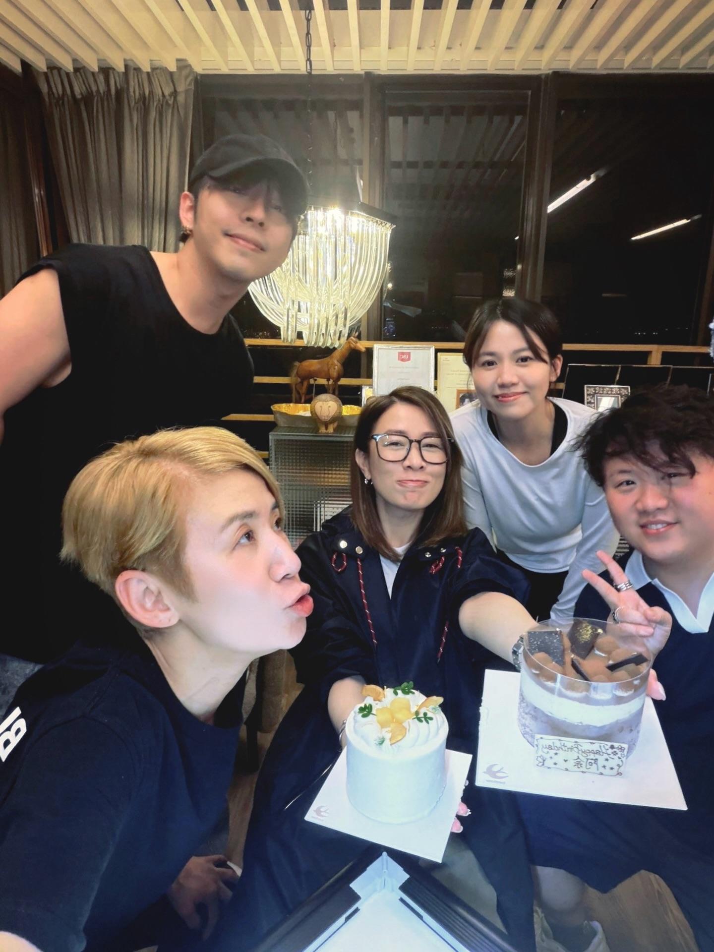佘诗曼  ｜佘诗曼528生日快乐 20260524 ig 更新見到呢個組合，應該
