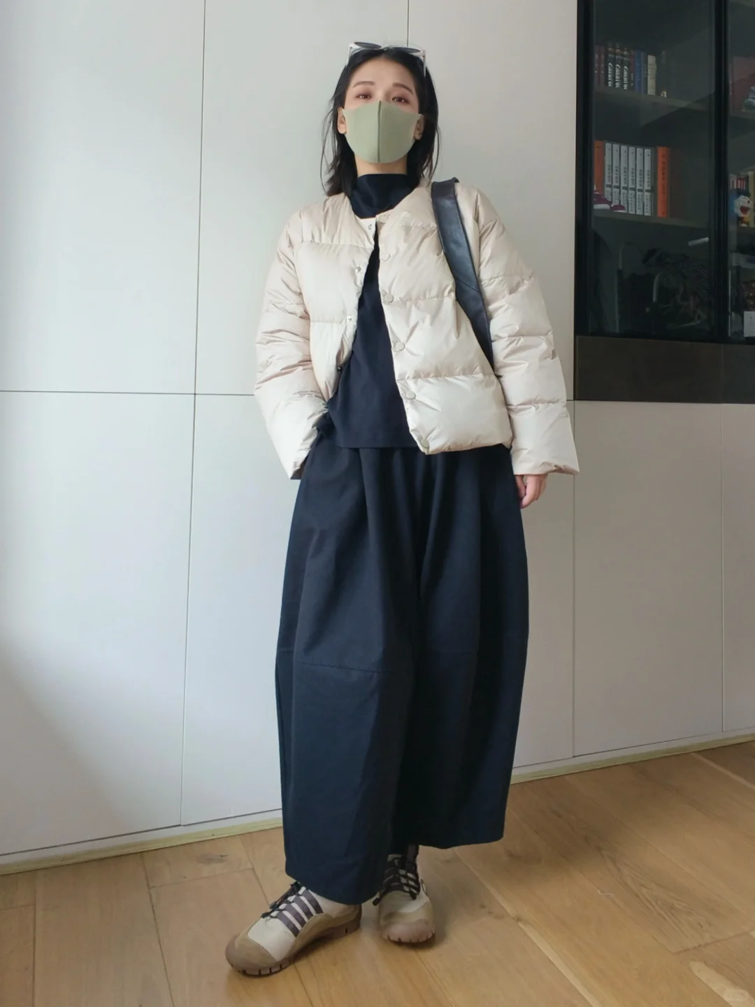 羽绒服先从小巧的短款来