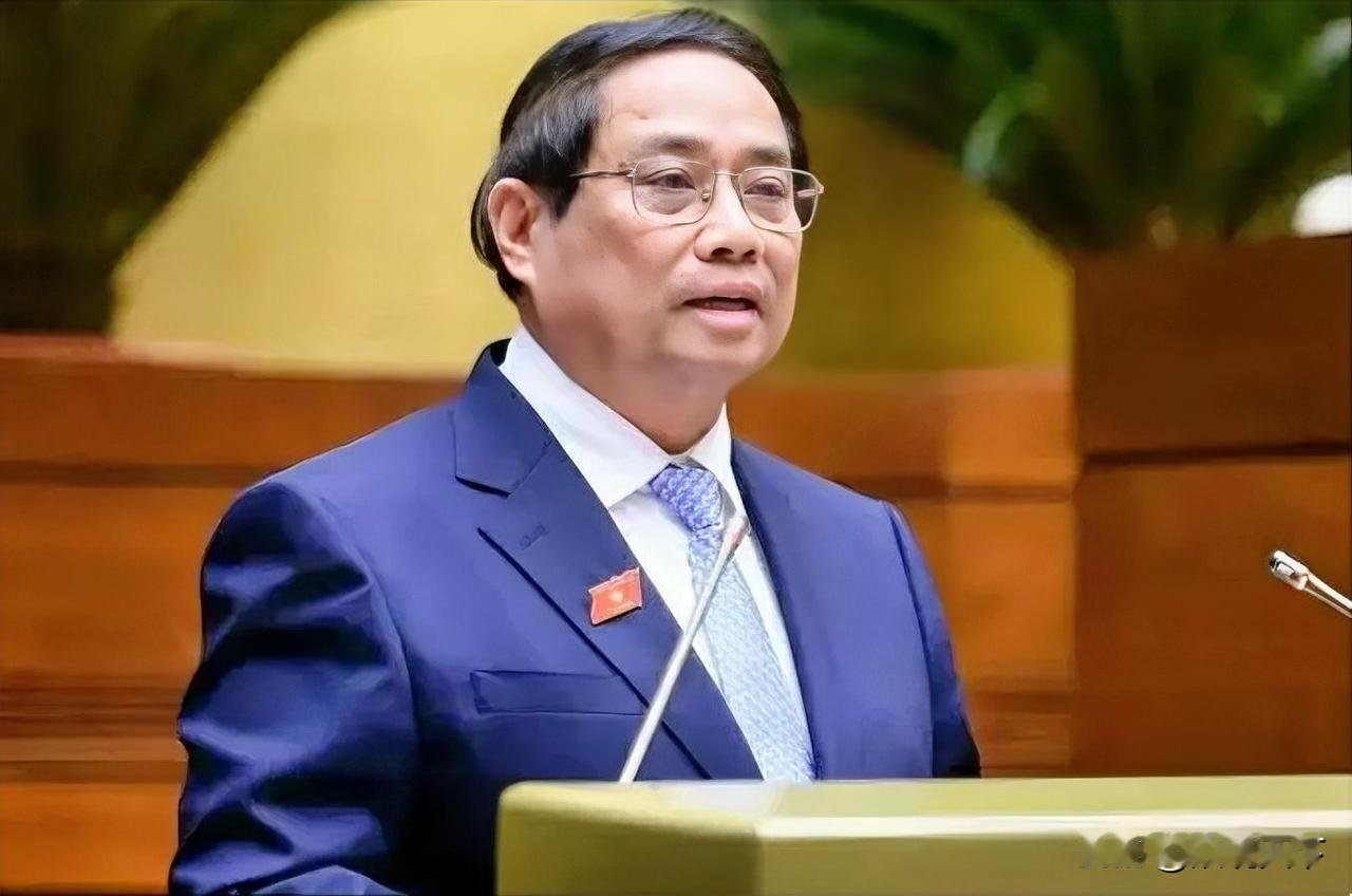 东南亚首例！
中日关系正紧张的节骨眼上，
台海突然迎来位“特殊访客”！越南军舰1