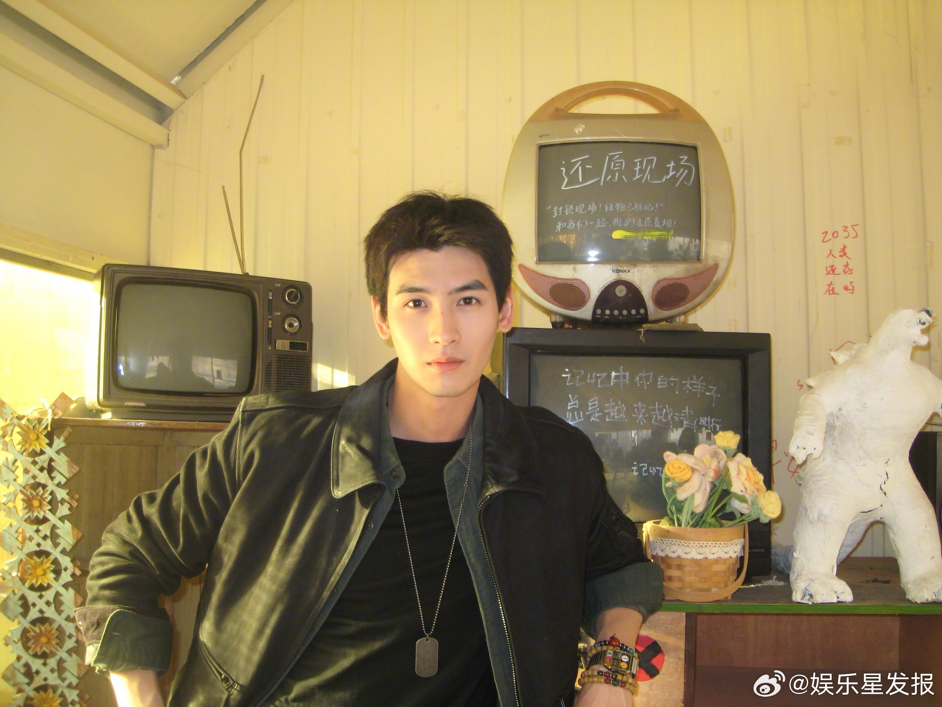 黄俊捷新剧搭档影帝王景春宁浩新剧官宣黄俊捷 《我乐个神落村》开机官宣！黄俊捷×王