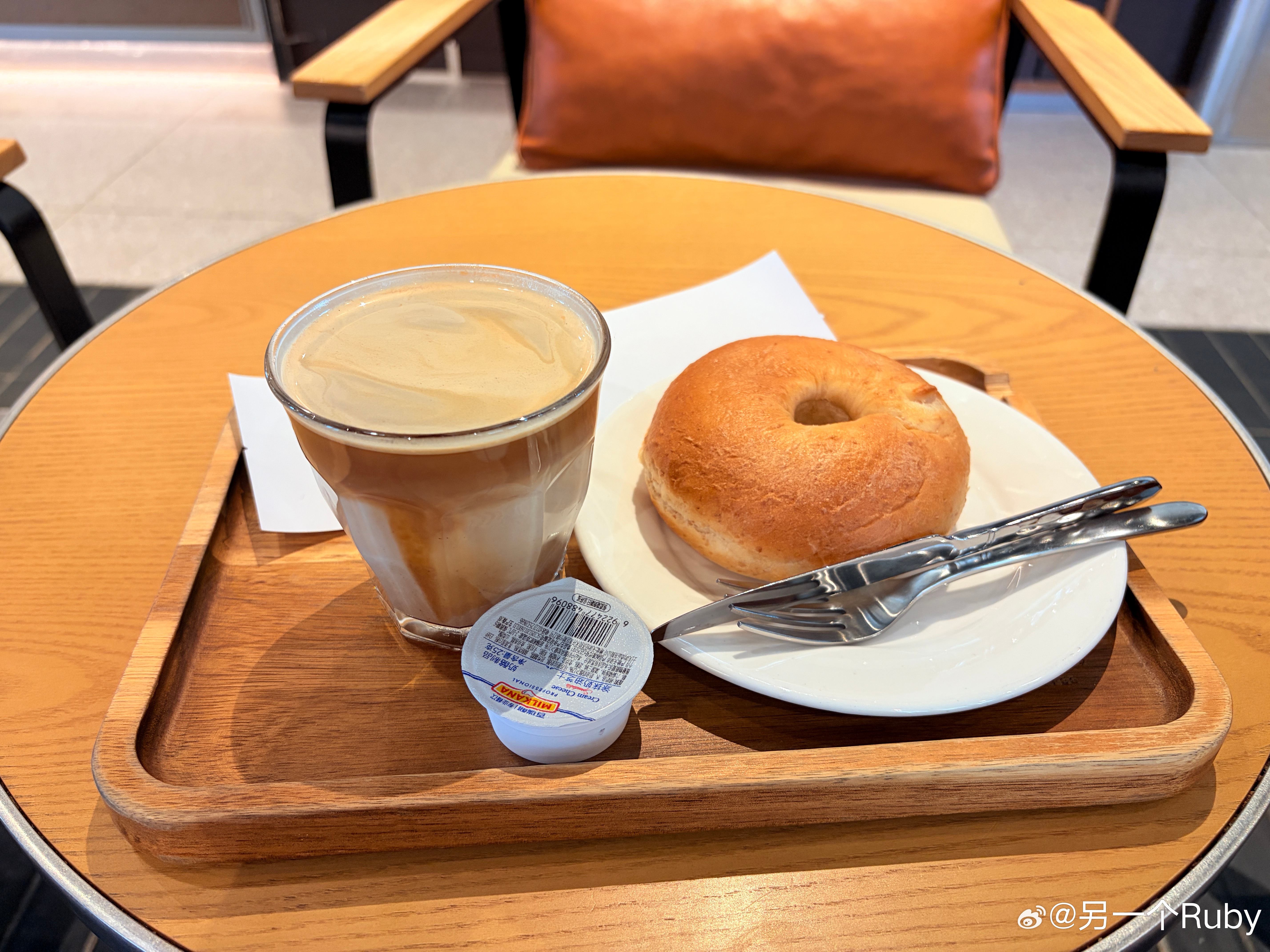 皮爷的全麦贝果🥯好稳👍 