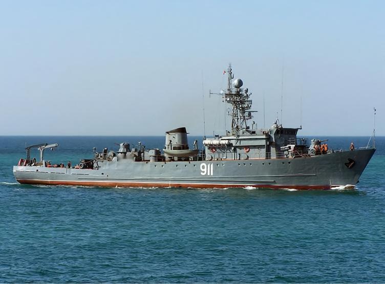 俄罗斯“娜佳”级扫雷舰“娜佳”级扫雷舰是苏联于20世纪70年代设计建造的远洋扫雷