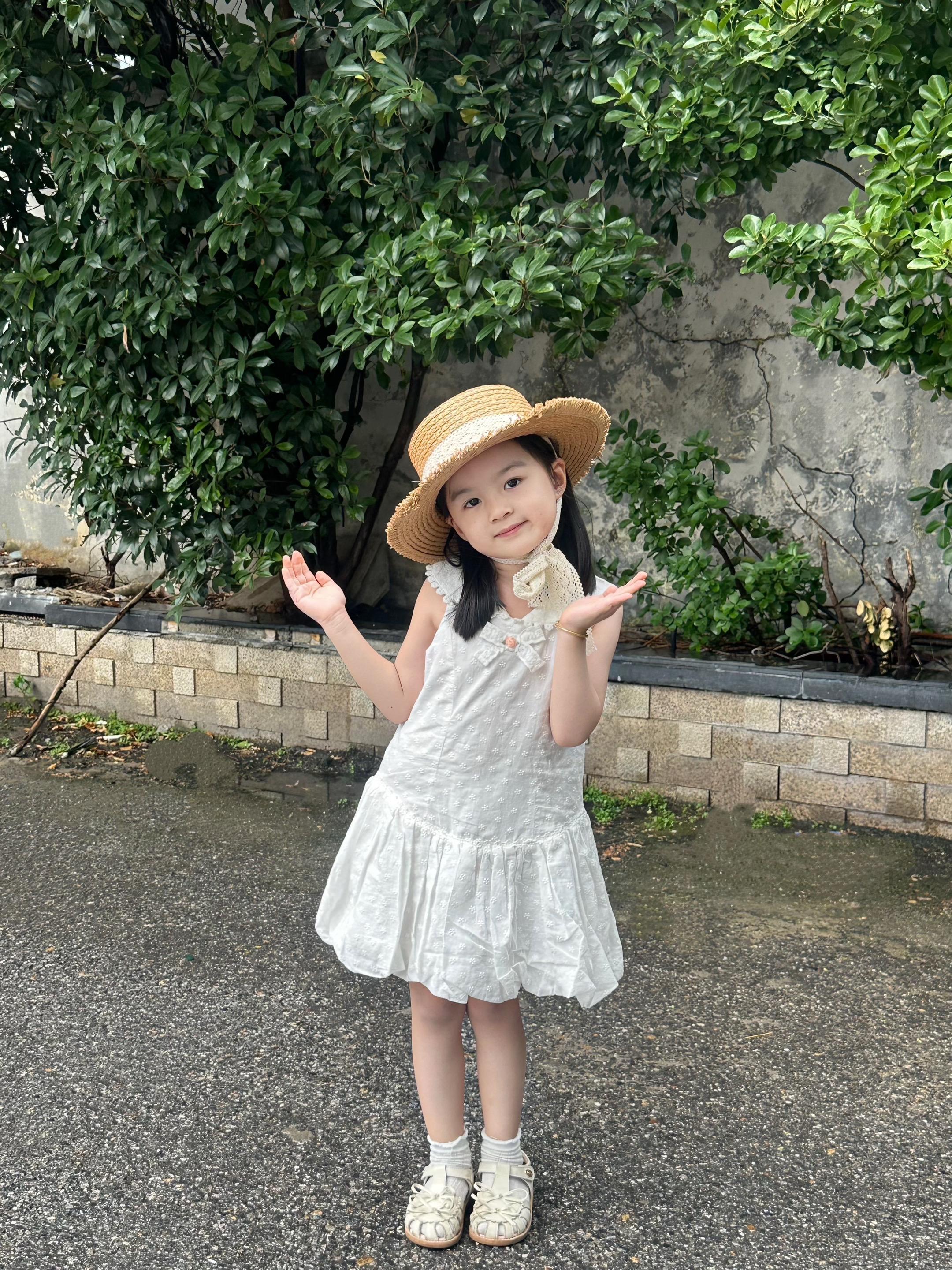 新疆小孩看长江🌊。骗你生女儿