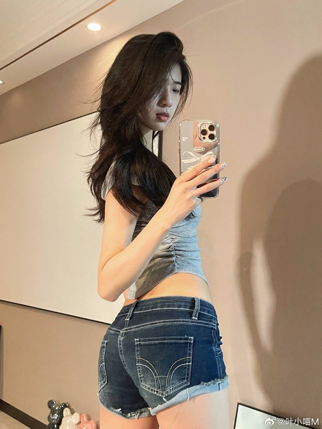 当壁纸好像还可以 ​​​