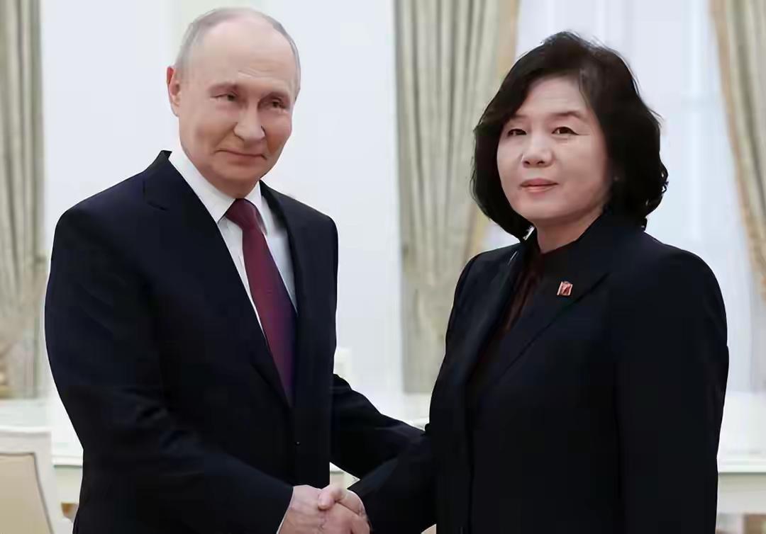 普京不忘朝鲜大恩，俄罗斯又到危难关头，越来越离不开这个盟友
 

 
国与国之间