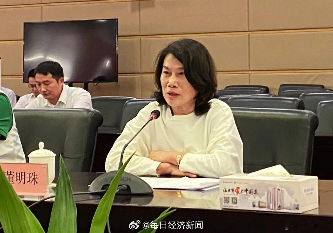 王自如离职了，董明珠也再提退休了！媒体报道，董明珠昨天在河南格力2025年度营销
