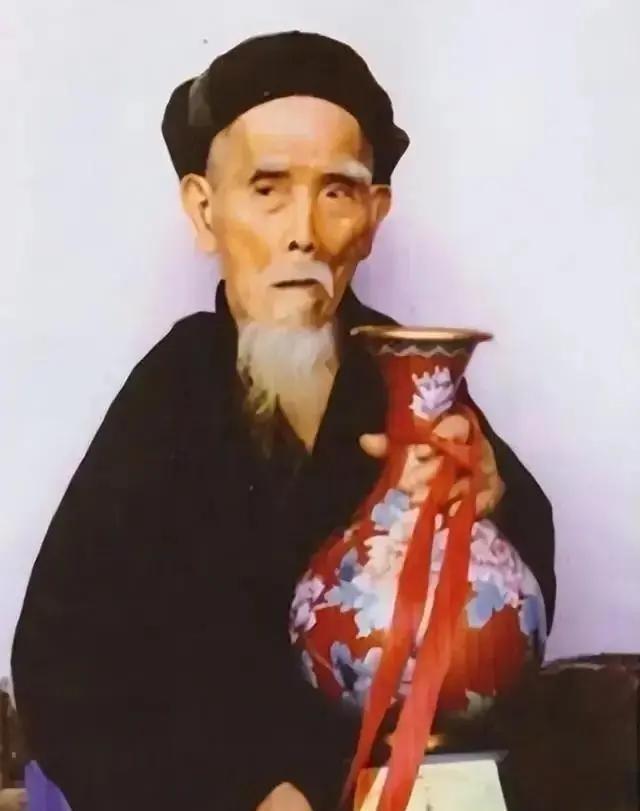 未来3年想好好过日子，这些忠告一定要记牢。

可我觉得，真正难的不是记住多少条，