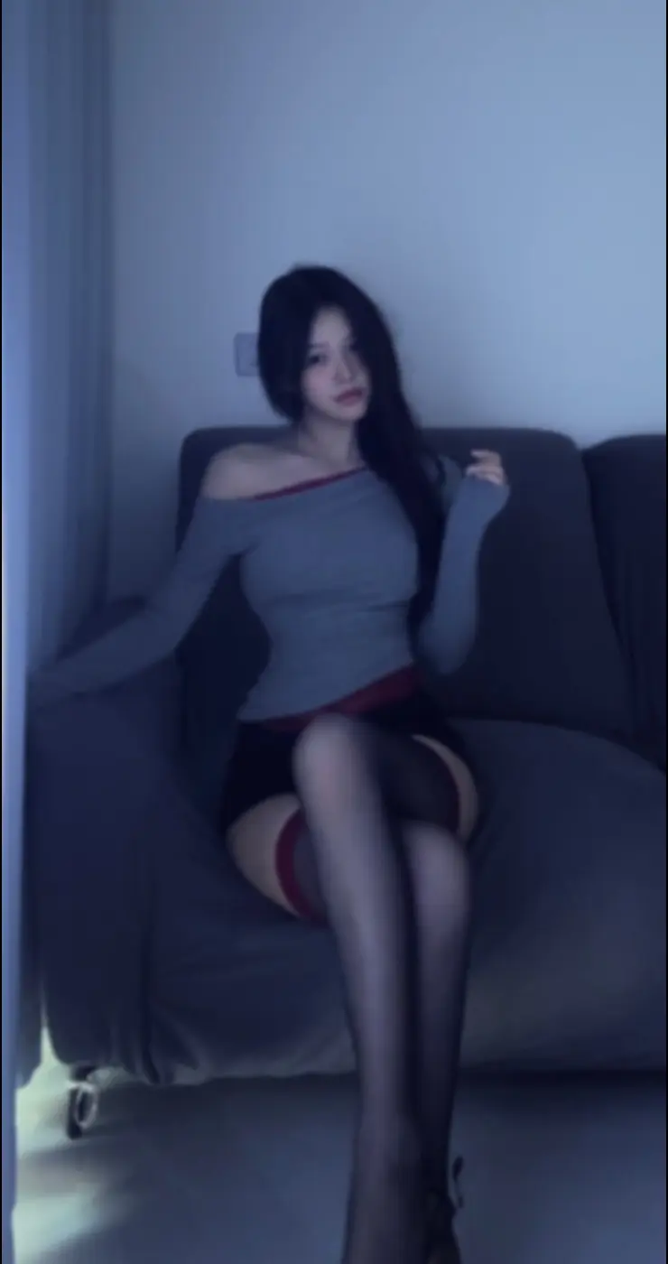 爬过来 小狗