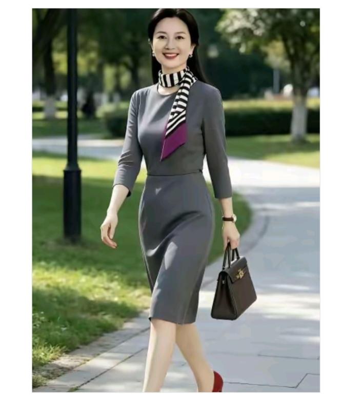 〔欣赏图片〕
图中画面太美了；
还有白领和公关；
不要忘了广大的；
农民兄弟姐妹