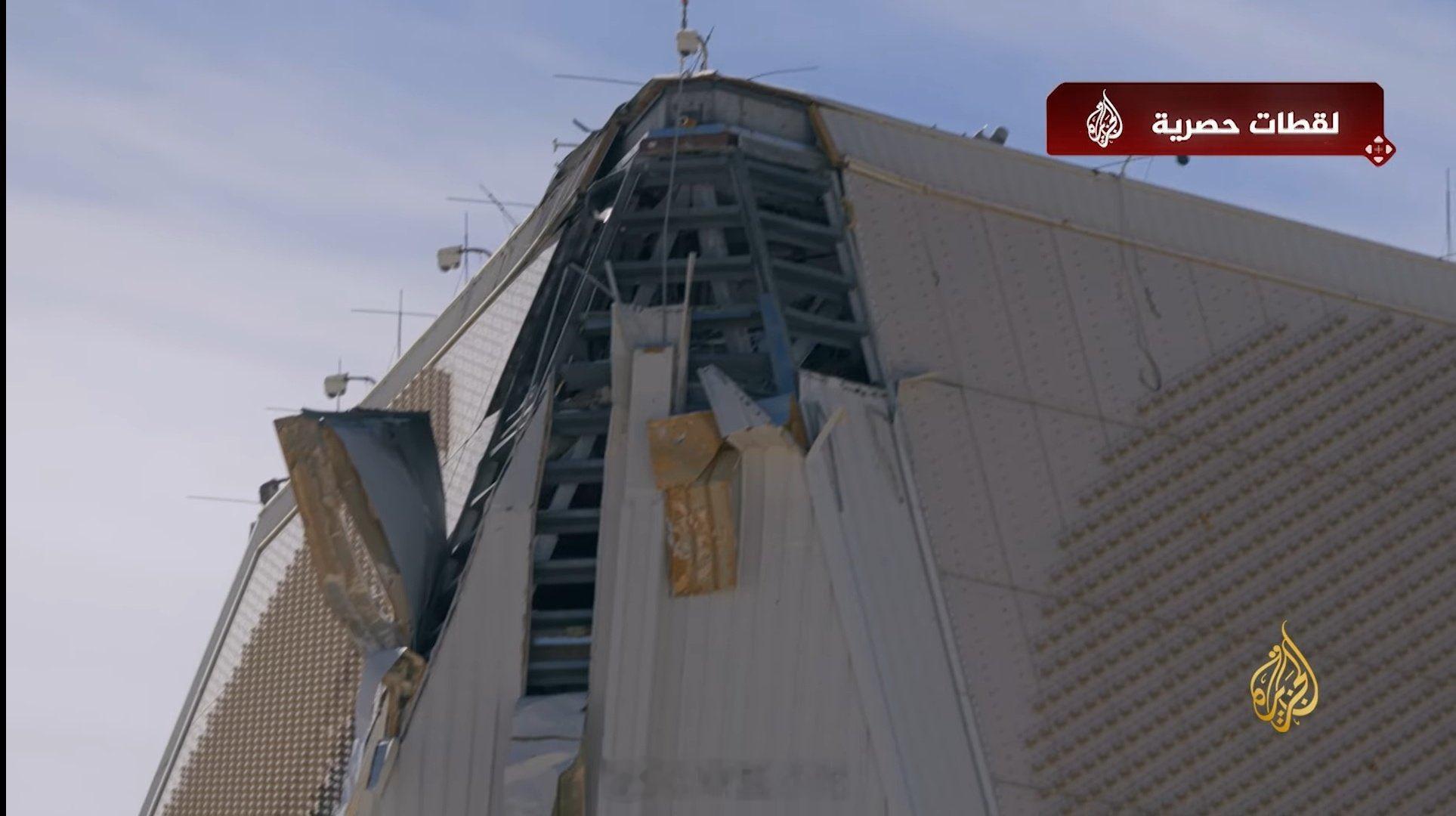 中东局势  半岛电视台纪录片节目，展示了乌代德空军基地被摧毁的大量画面，包括价值