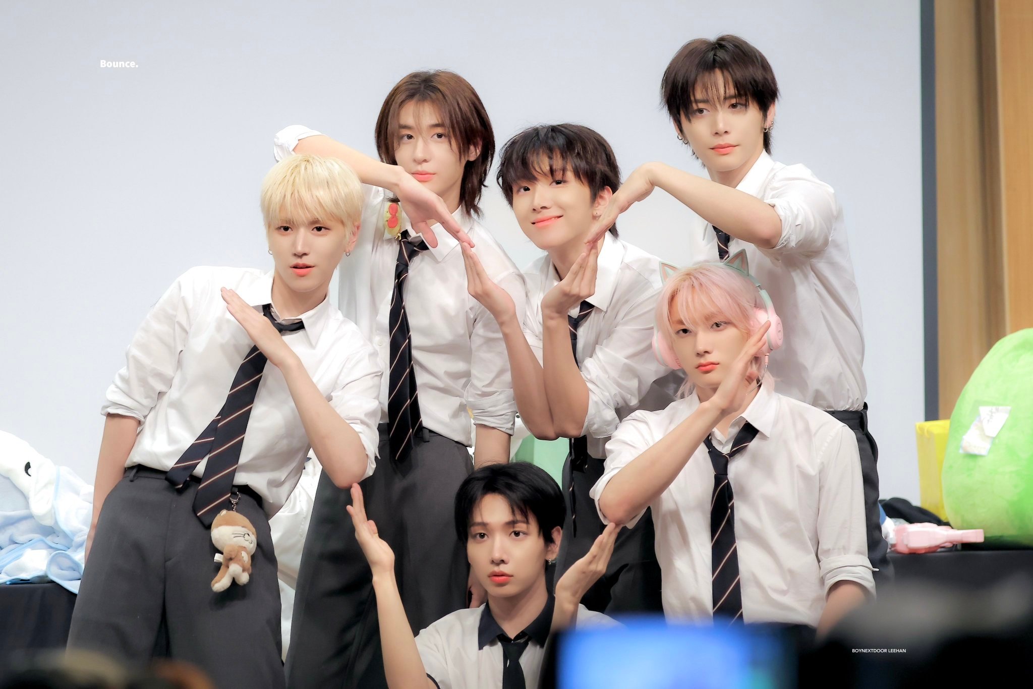 260628 | 阿拉丁线下签名会🩵©️ logo 
