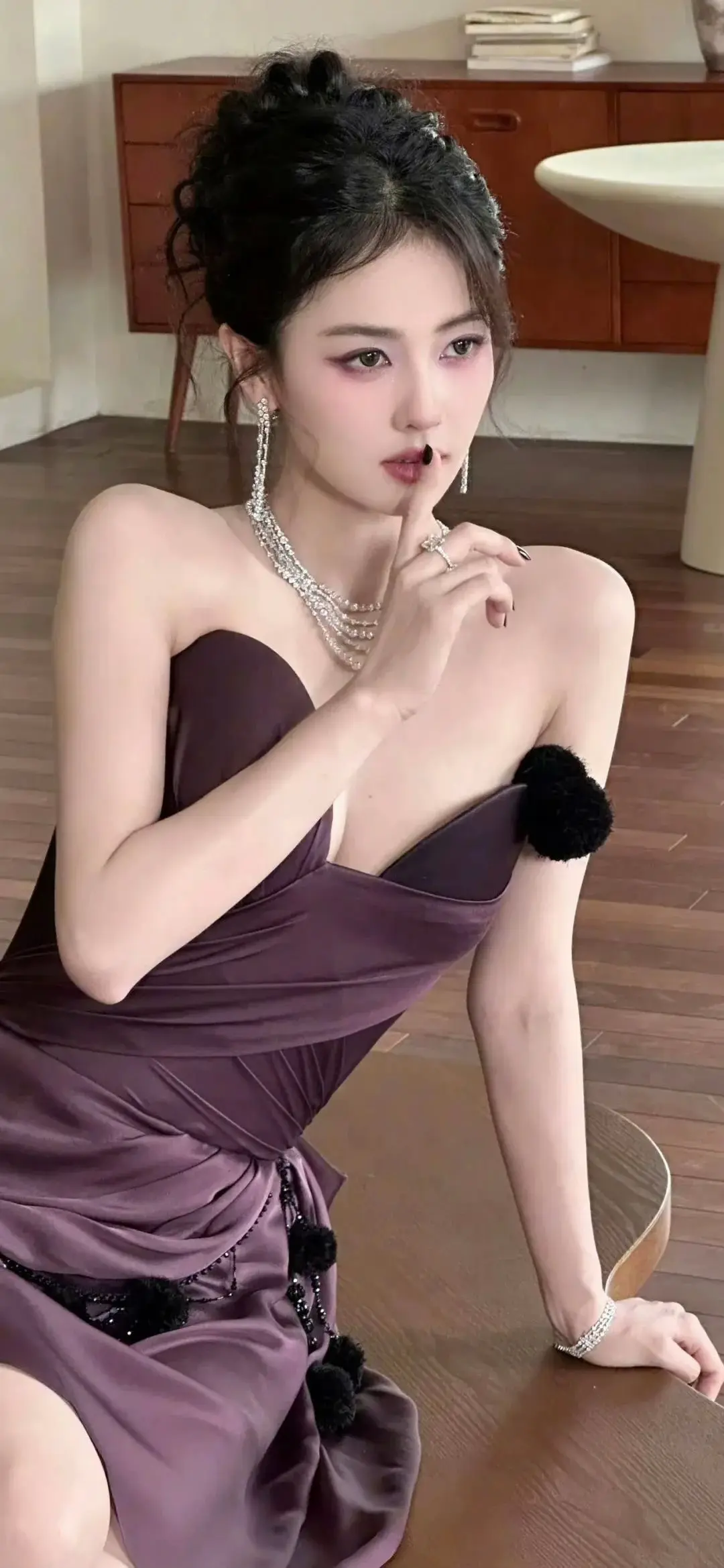 白鹿 美到发光