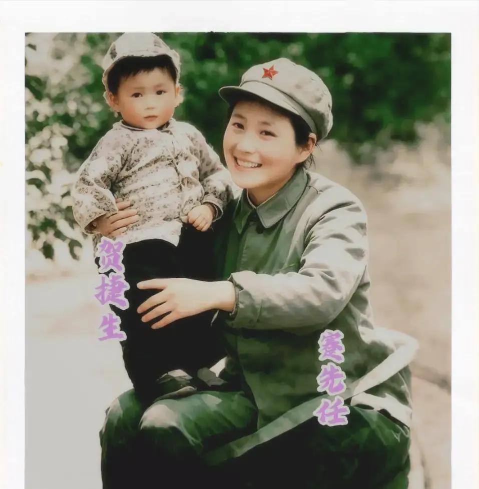 他是最小的长征战士，出生仅仅18天，连乳名都没来得及起，就被塞进马背竹篓踏上漫漫