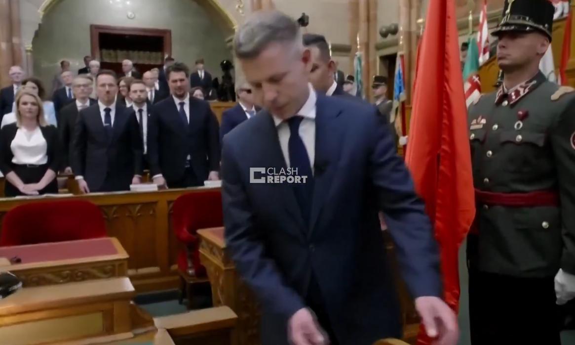 【彼得·马扎尔已正式成为匈牙利首相】今天，在四月选举后组建的新议会——由马扎尔的