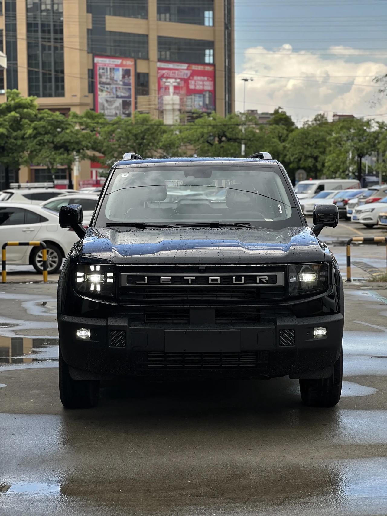 🚗 车型：捷途自由者
🔧 保养这块，首保5000公里或6个月免费，之后每75