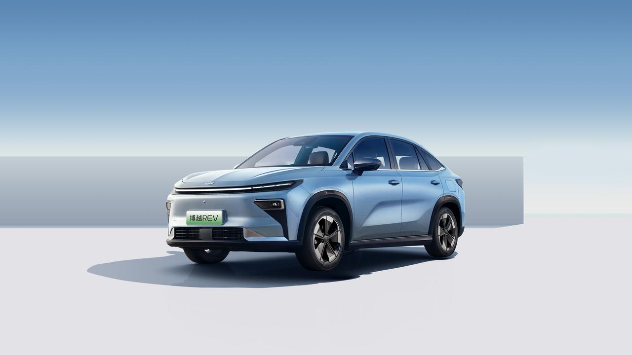【采用增程动力！吉利博越REV官图发布】2月9日，吉利博越REV官图正式发布，新