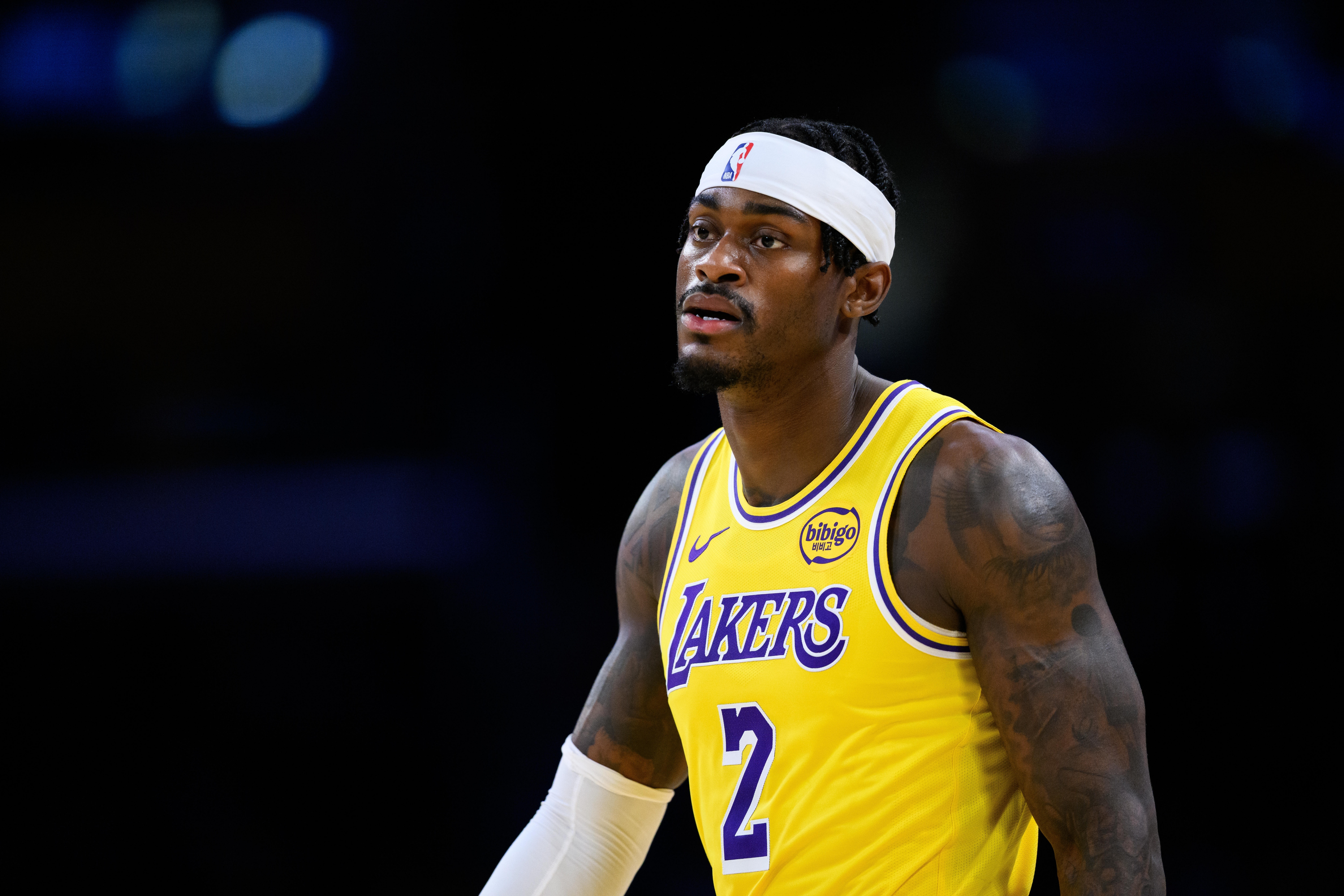 范德彪连续第五场被DNP了，基本掉出轮换，WTF！我只能想到一个原因，湖人现在进