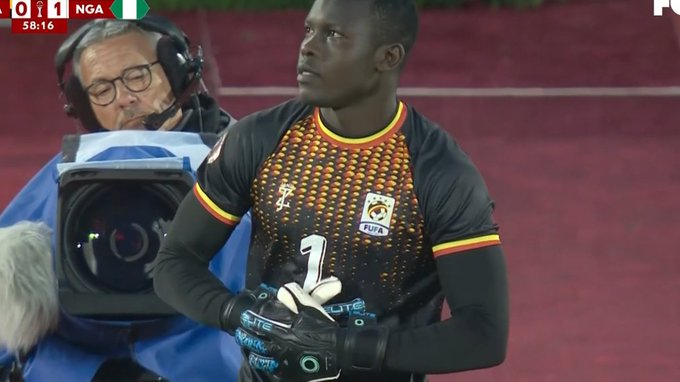 乌干达对阵尼日利亚的比赛中，共有三名门将出场。目前正在对阵尼日利亚的比赛中的是乌