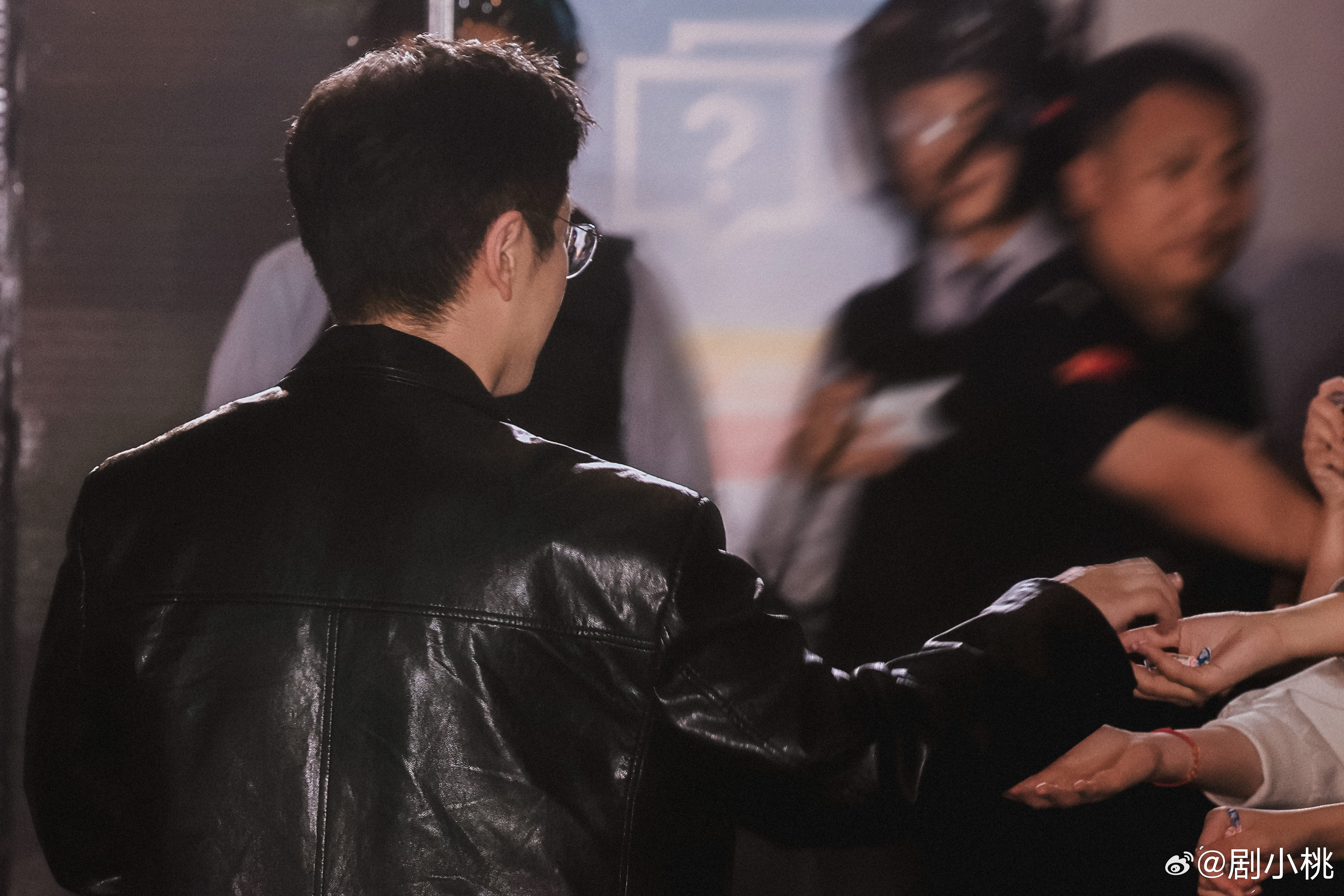 白客泪水悬在鼻尖上 从神态到细节全是戏🤍白客把张永勋的情绪层层递进，悬在鼻尖的