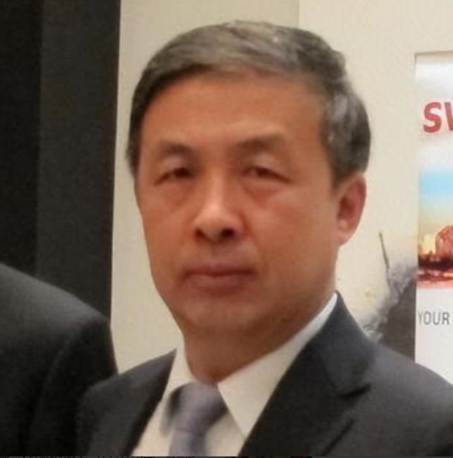 “晚一秒就万劫不复！中国该立刻向美国低头，交出发展权才能保命！”很多人现在再回头