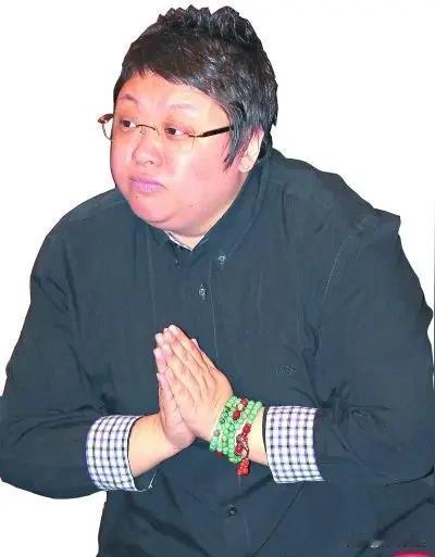 两个奇葩人演唱会的期待
     愁人多作怪，那霸和韩胖不约而同的要开演唱会，究