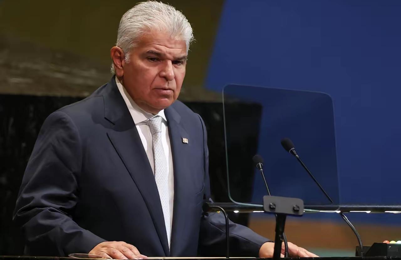 穆利诺是真飘了！刚强吞了中国企业18亿美元的港口，转头就对着镜头放话：“中国不敢