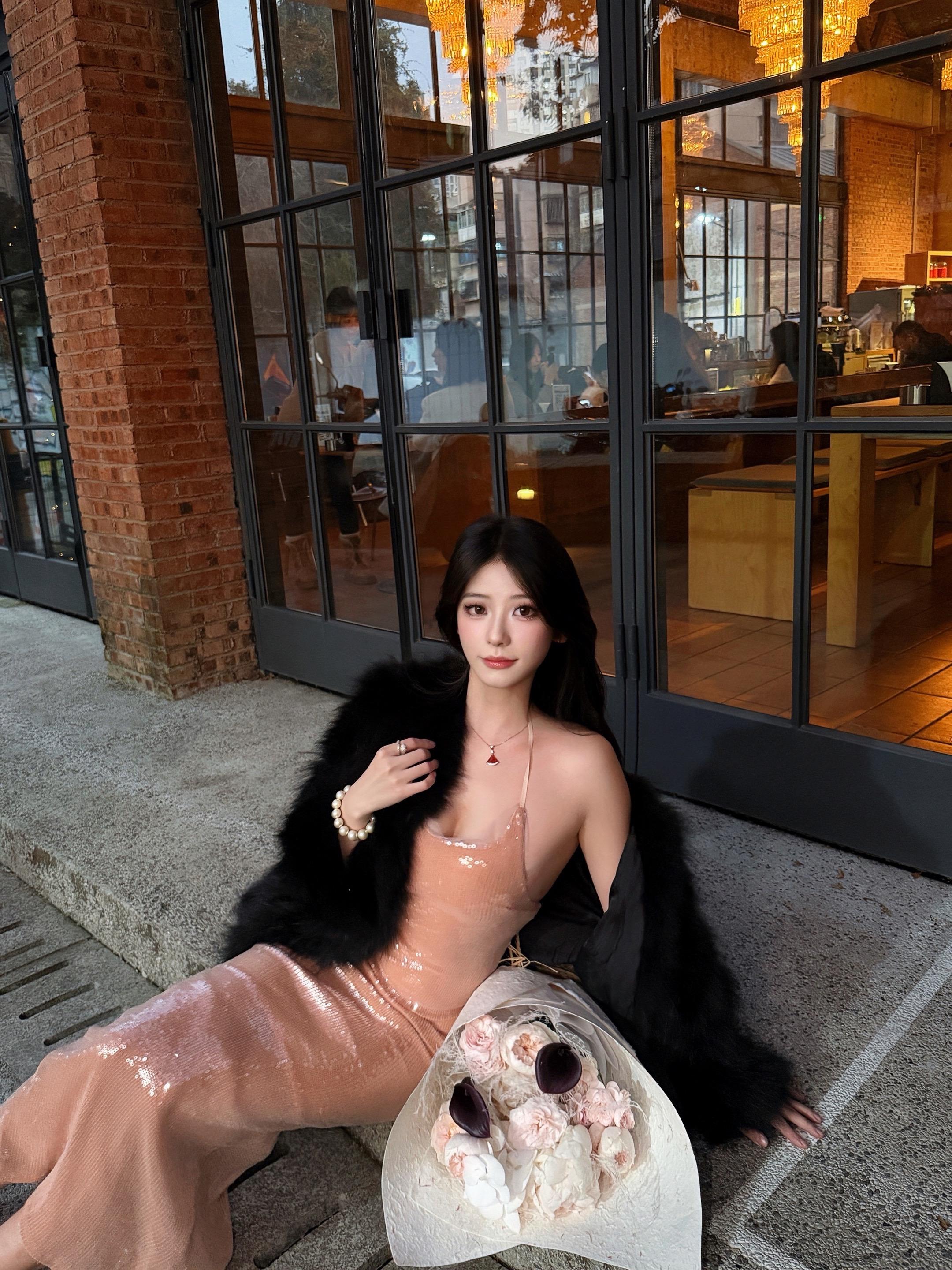 是否能像一棵树一样坚定又盎然