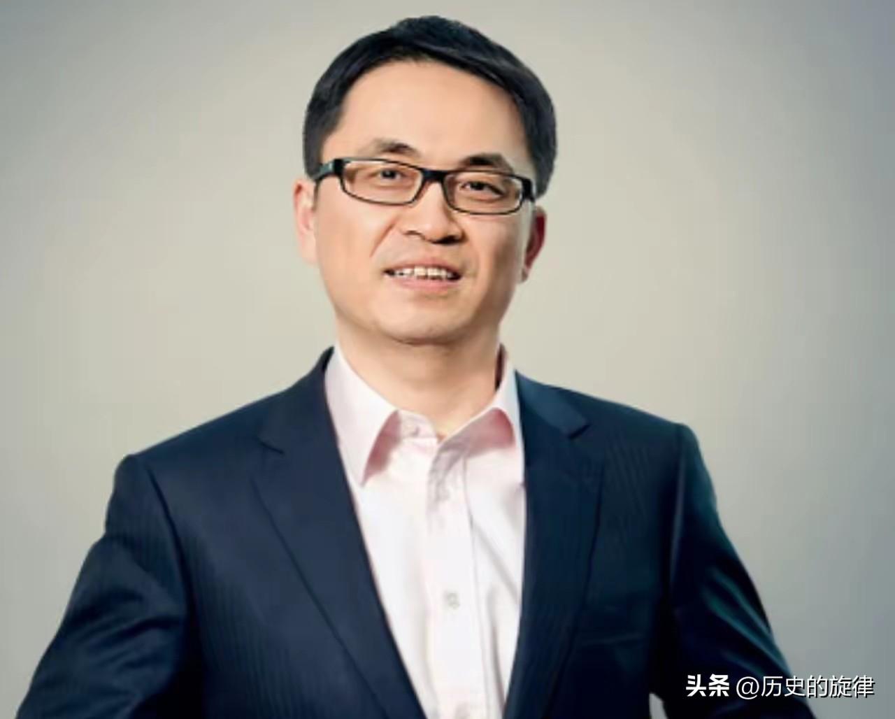 2010年，河南高考状元张磊向耶鲁大学捐赠了888万美元。7年后，他又向母校人民