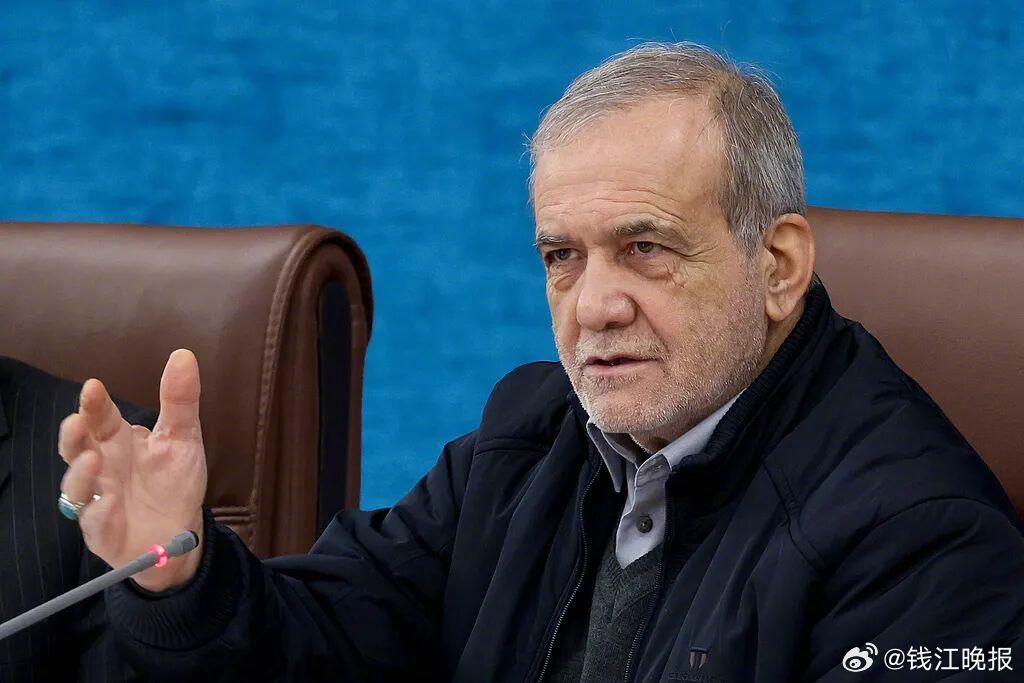 【#伊朗总统感谢中国#】当地时间4月15日，伊朗总统佩泽希齐扬在伊朗红新月会召开