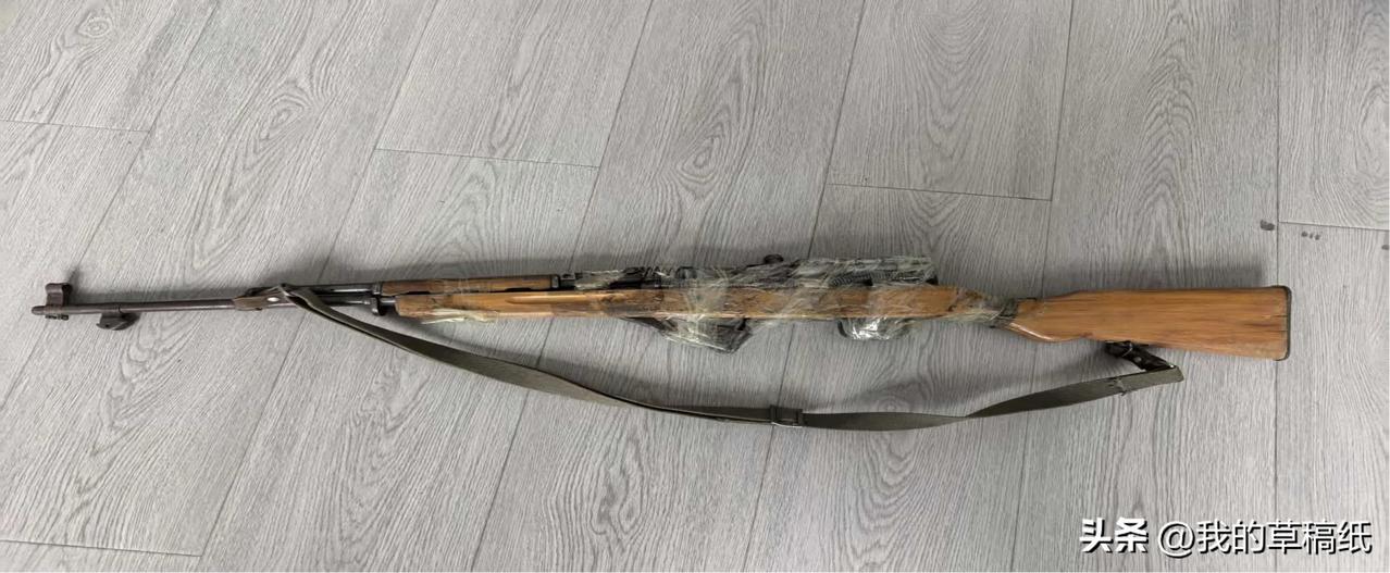 为青海这位主动上交私藏枪支的村民点个赞！
 
3月30日，海东市循化县街子辖区一