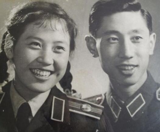 表演艺术家陶玉玲去世，
她不是死于意外，
也不是死于贫穷，
而是那些我们永远也躲