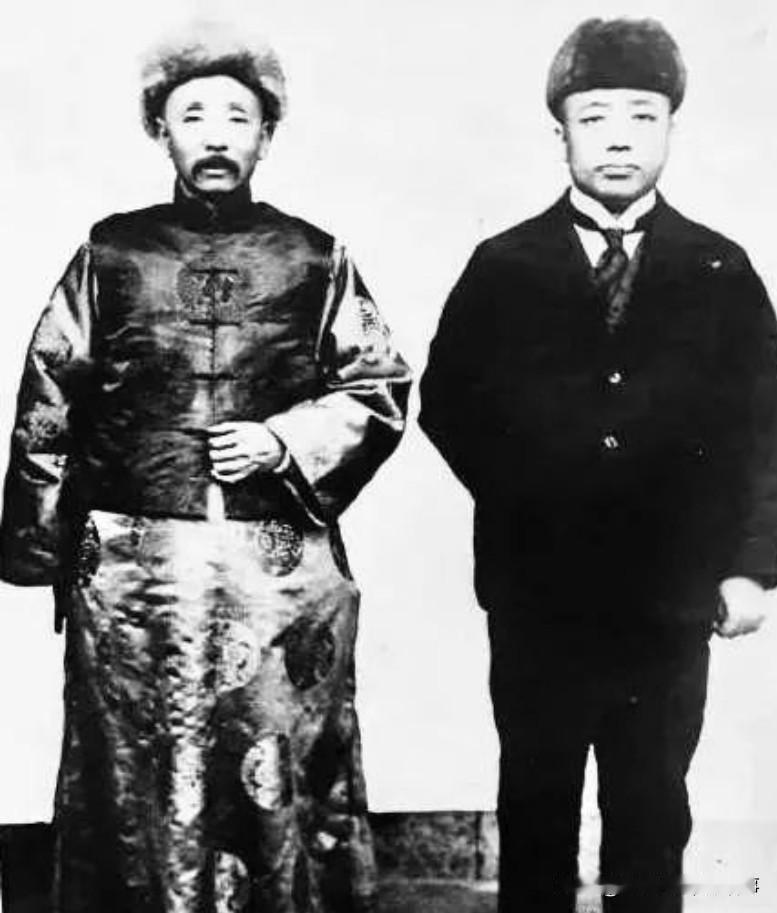 张作霖为什么能镇住杨宇霆扯淡问题，一个是老板，一个是员工，张作霖雇佣的杨宇霆，还