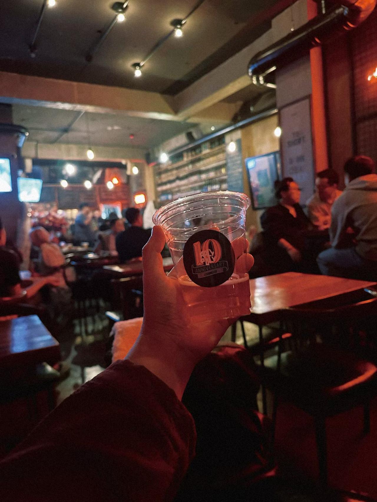 十年，足以让一个网红打卡地经历从爆火到沉寂的轮回，也足以让一个商业概念从时髦变为